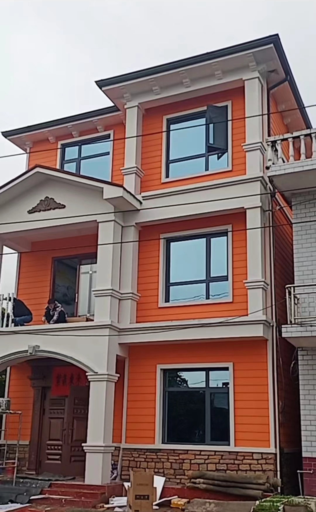 輕鋼房屋是否適用于私人度假屋或度假別墅建設？(圖2)